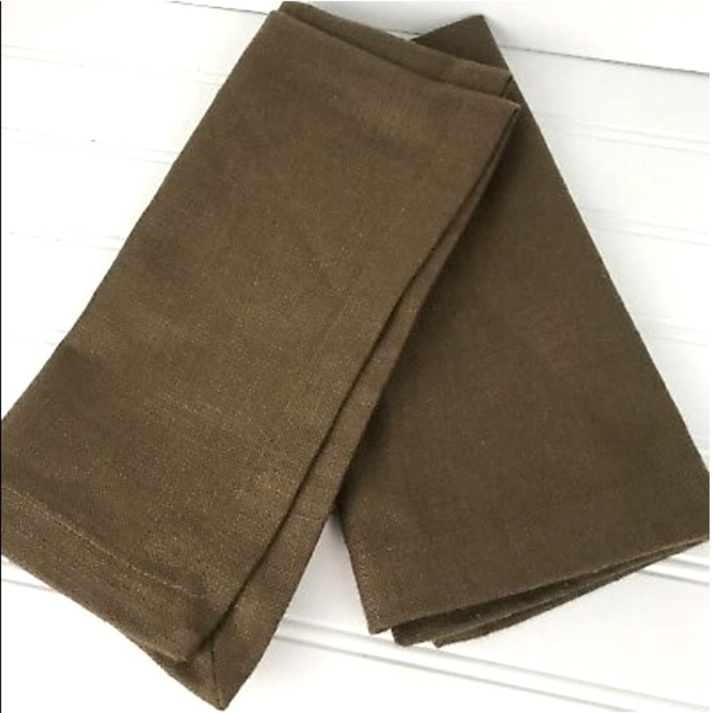 Crate and barrel linen napkins (21x21